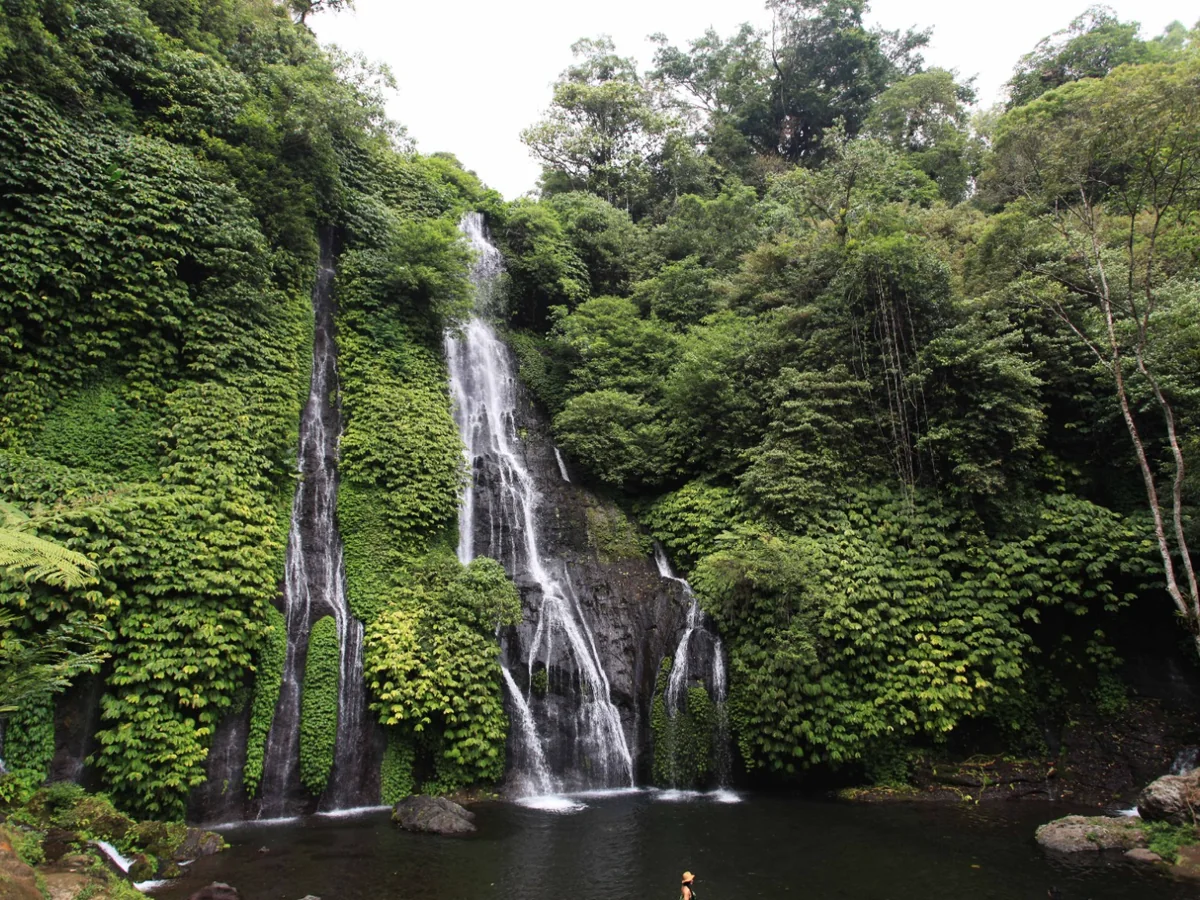 Banyumala Twin Waterfall